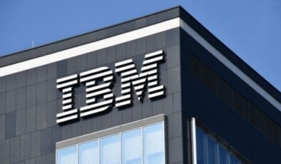 IBM’in geliri üçüncü çeyrekte arttı