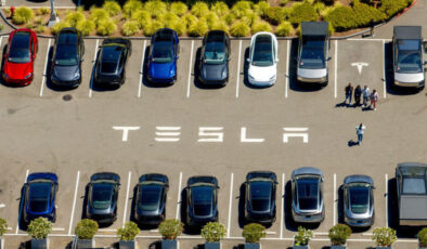 Tesla’nın kârı, rekor satışlara rağmen tahminlerin altında kaldı