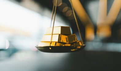 Altında denge arayışı