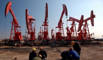 Petrolde OPEC raporu öncesi yatay seyir