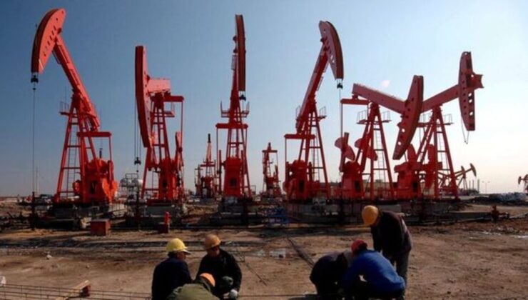 Petrolde OPEC raporu öncesi yatay seyir