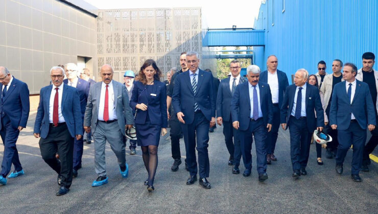 Sağlık Bakanı Memişoğlu, Atabay’ın yerli ilaç üretim tesisini ziyaret etti