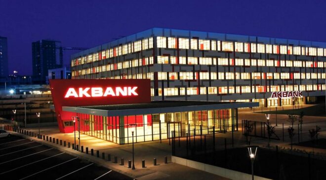 Akbank’tan Mevcut Müşterilere Yüzde 1,99 Faizli Kredi İmkanı