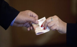 Bu Şehirde Paranız Kimsede Kalmaz: Türkiye’nin Borcuna En Sadık İli Açıklandı