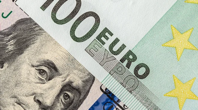 Hollandalı Bankadan Euro/Dolar Tahmini: Ticaret Belirsizliği EUR/USD’nin Yönünü Belirsiz Tutuyor